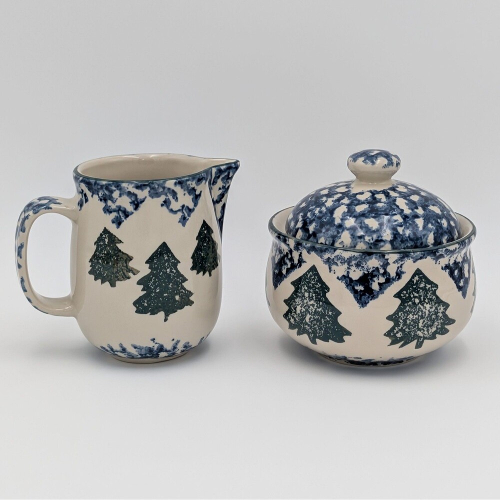 Vintage Folkcraft Tienshan Cabin in the Snow Creamer Sugar Bowl Lid Sponged Tree